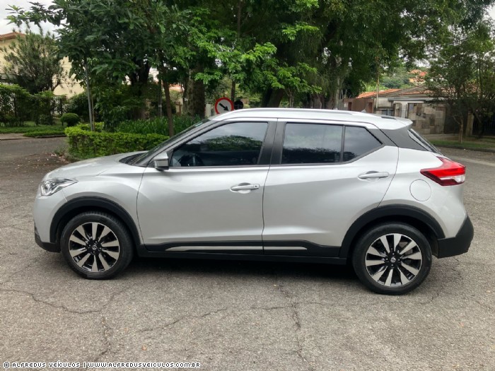 Nissan KICKS SV AUTOMTICO 2017/2018